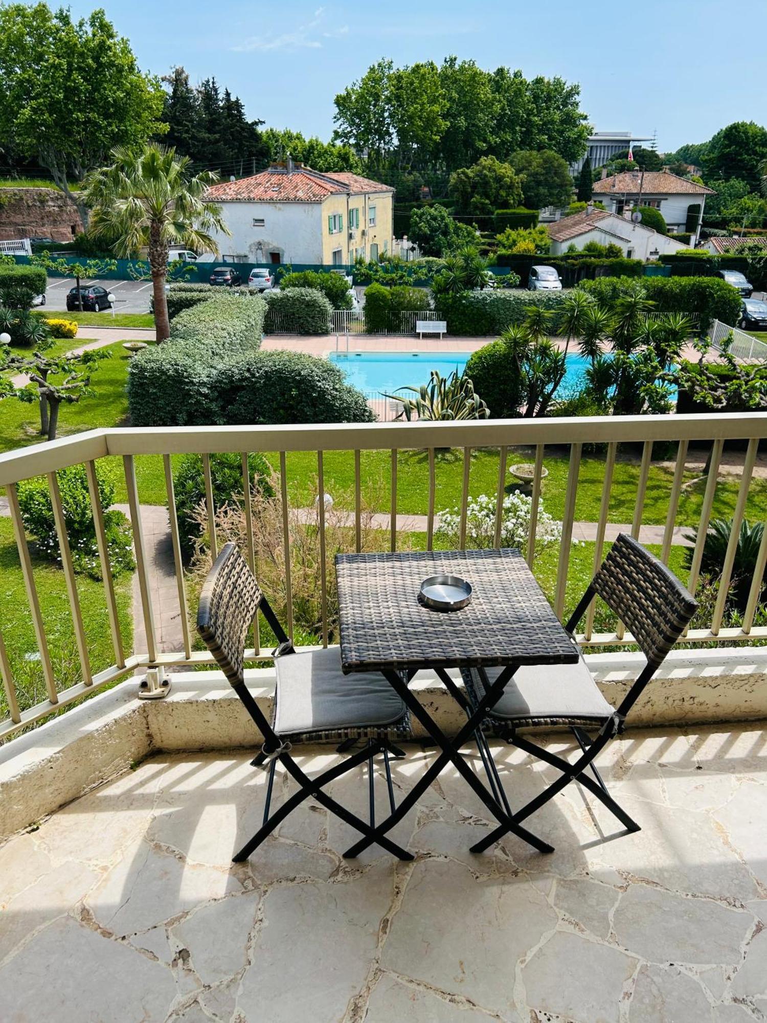 Studio De Standing Climatise, Avec Piscine, Proche De La Mer Fréjus Exterior photo